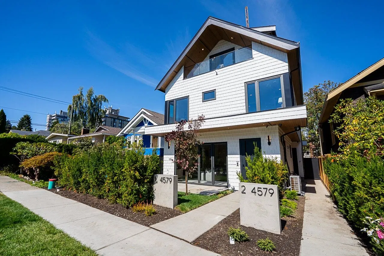 #2 – 4579 11th Ave Avenue