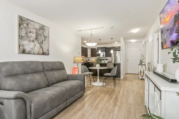 #209 – 5454 198 Street