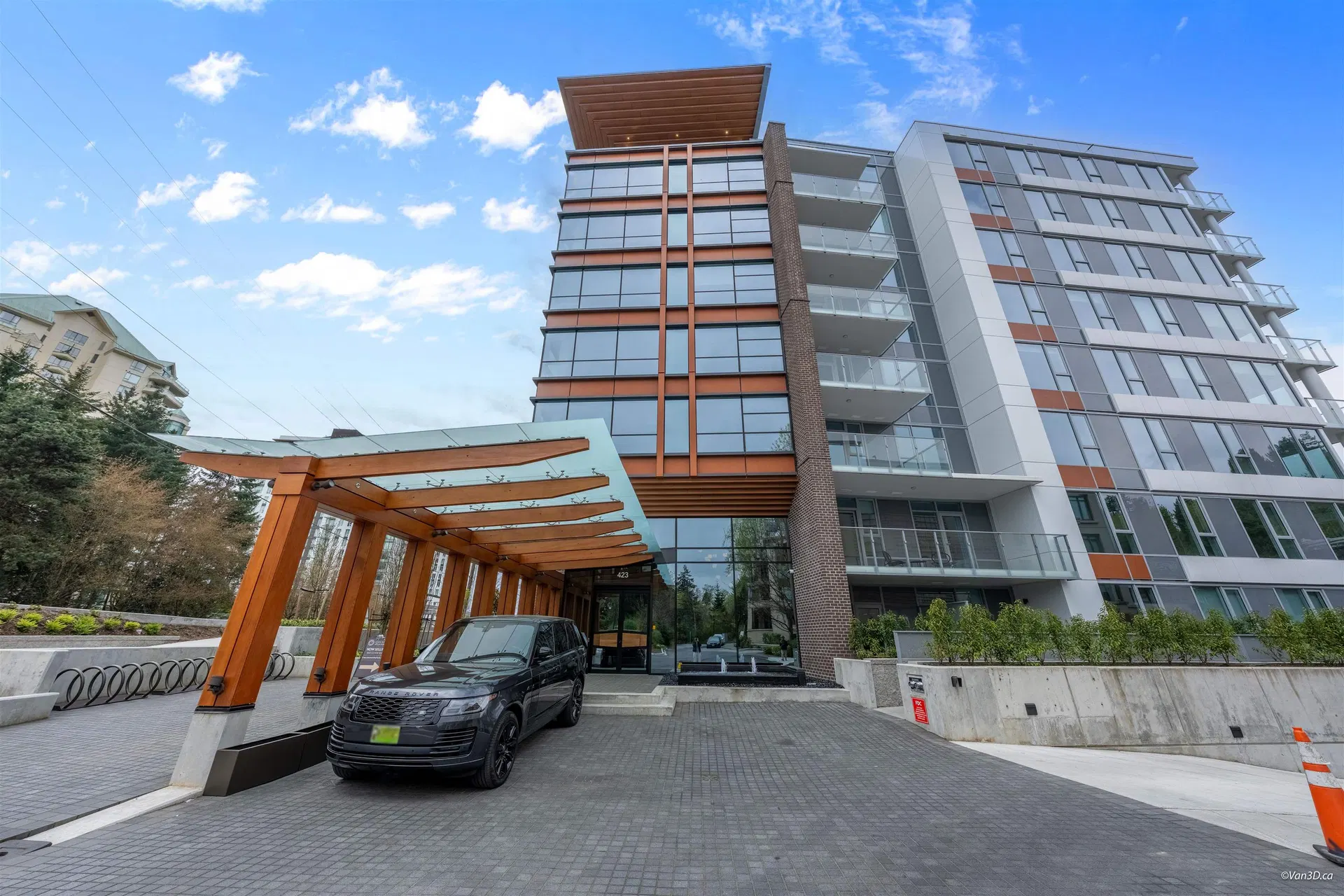 #603 – 423 6th Street