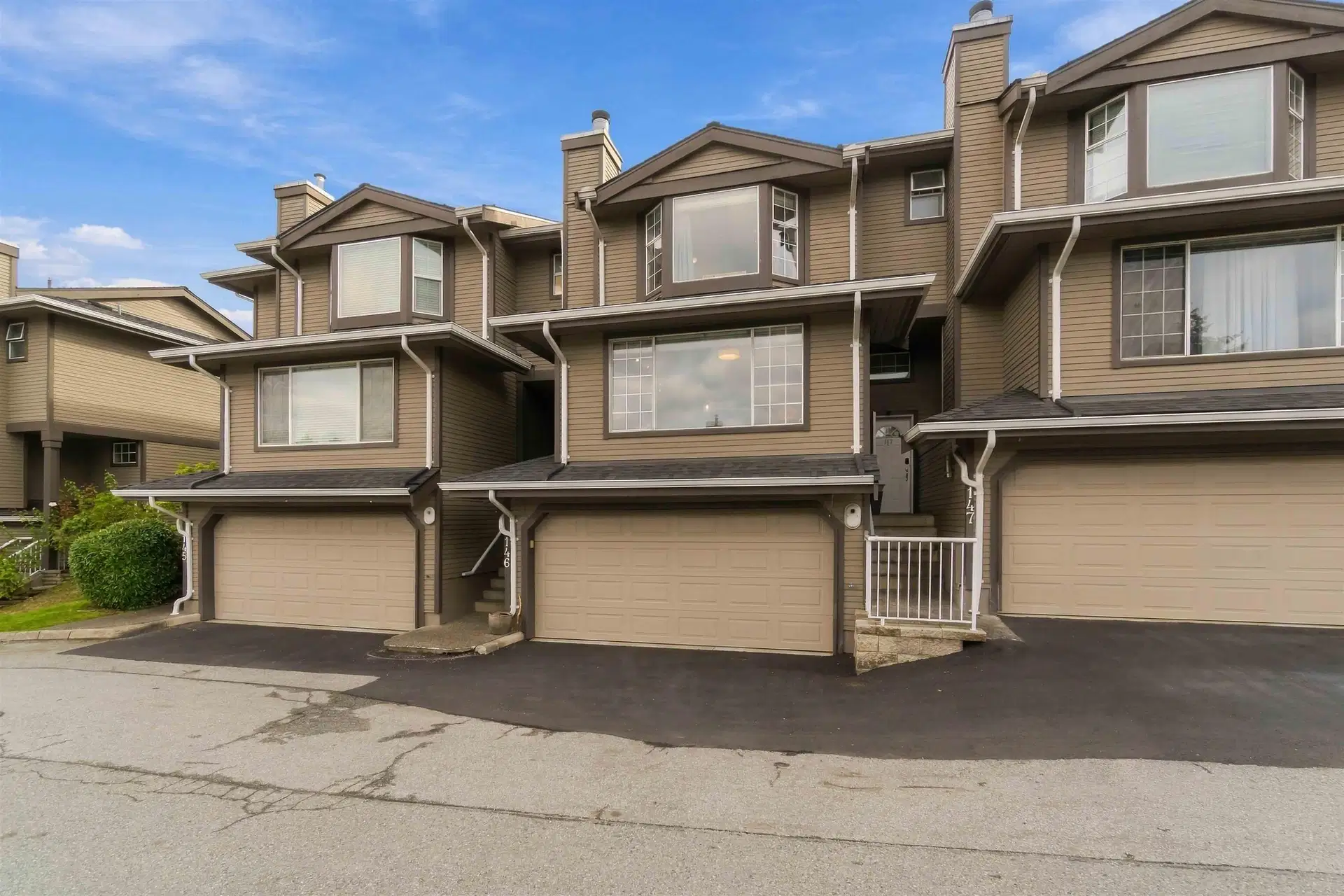 #146 – 1140 Castle Crescent