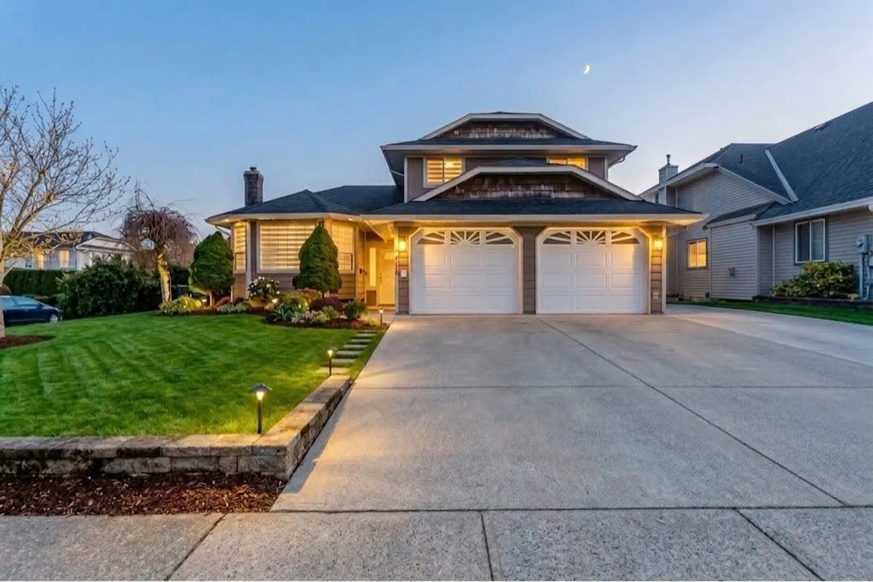 Photo 1 of 5 at 32066 Sorrento Avenue