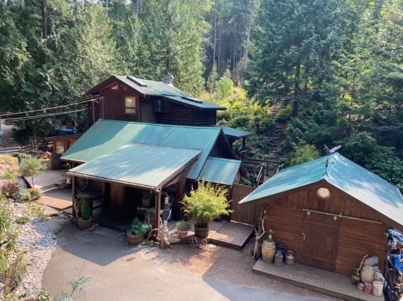 604 Waugh Road
