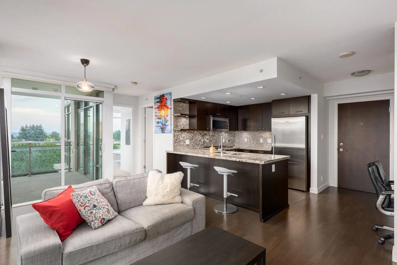 Photo 3 of 18 at #703 – 1455 George Street