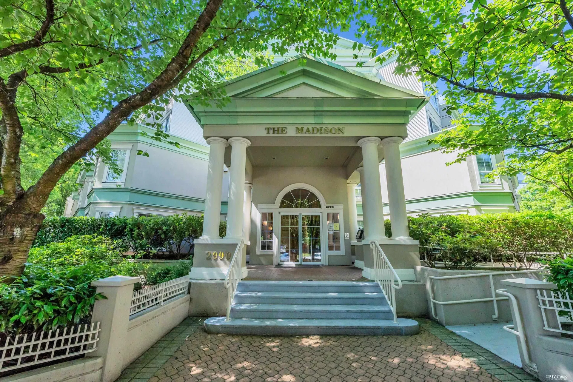 Photo 1 of 34 at #310 – 2990 Princess Crescent