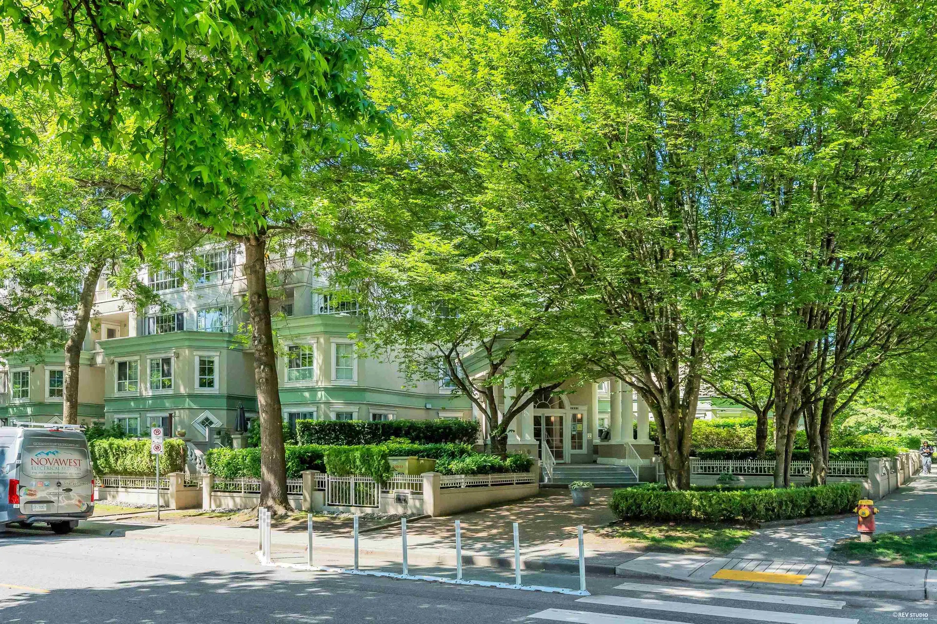 Photo 2 of 34 at #310 – 2990 Princess Crescent