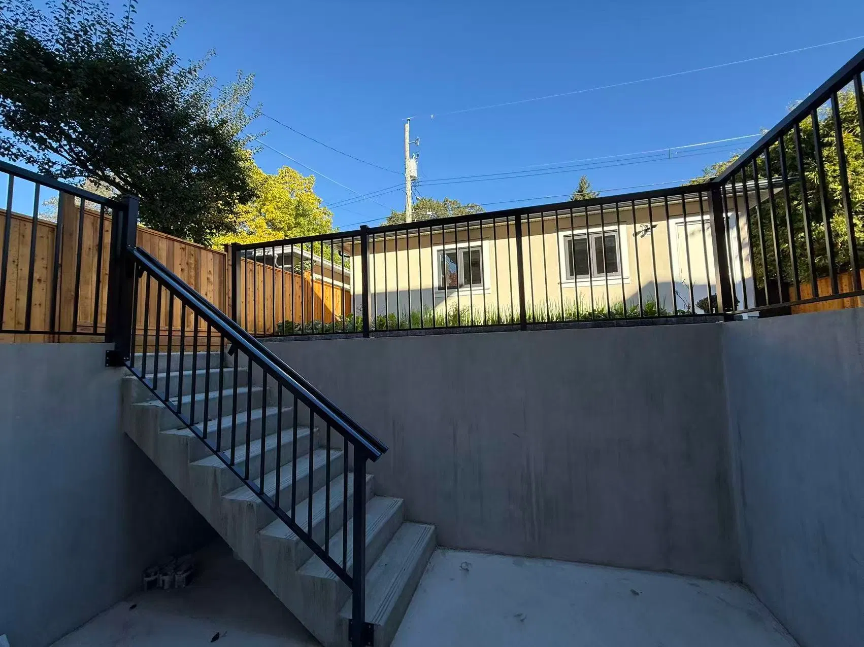 Photo 4 of 11 at Basement Suite – 3157 W 33rd Avenue