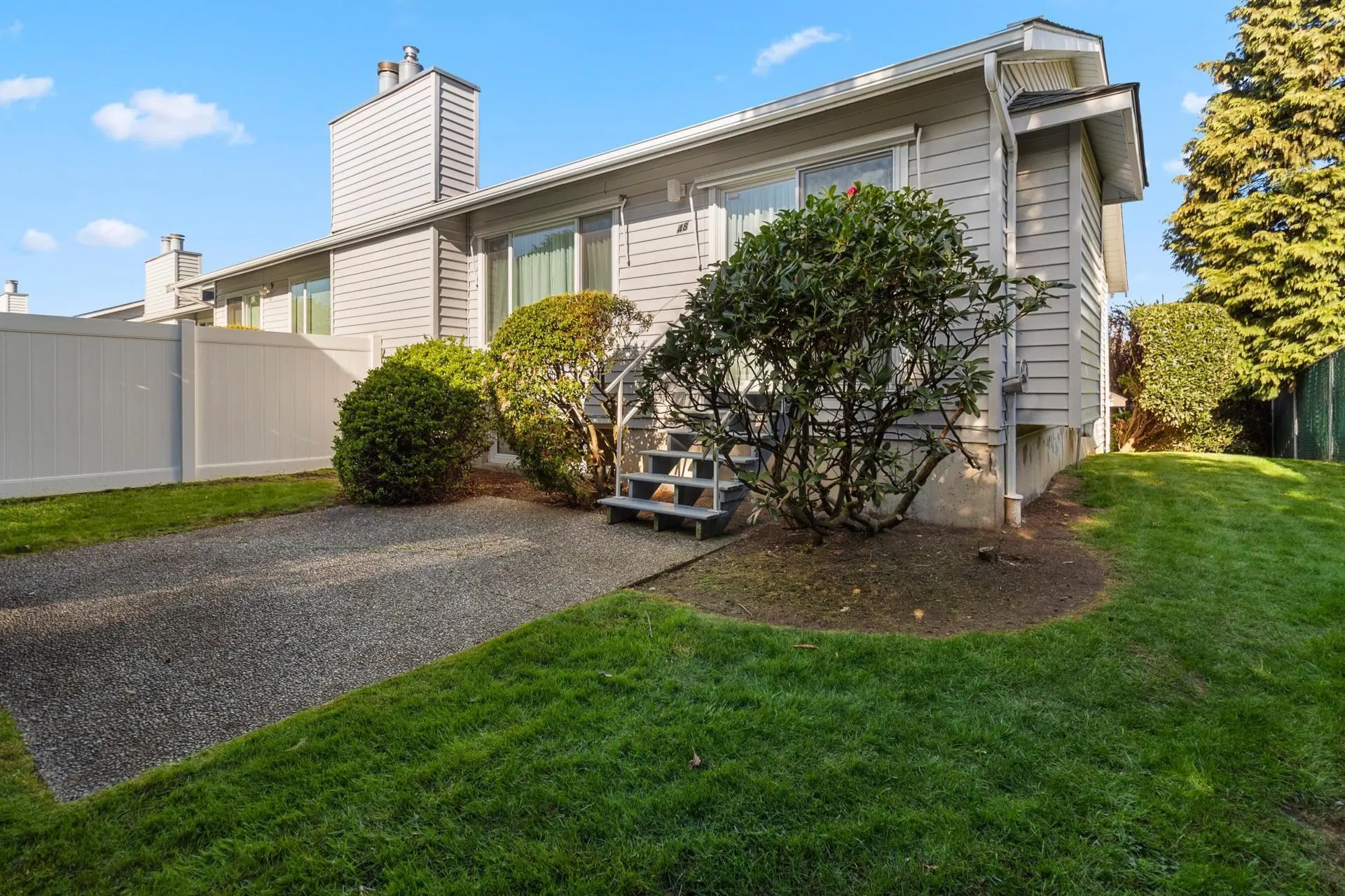 Photo 3 of 33 at #48 – 2989 Trafalgar Street