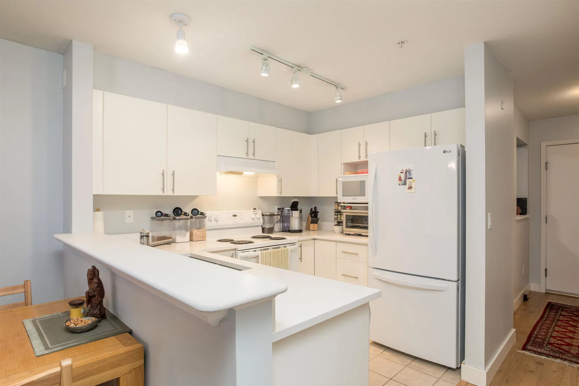 Photo 3 of 26 at #313 – 147 E 1st Street
