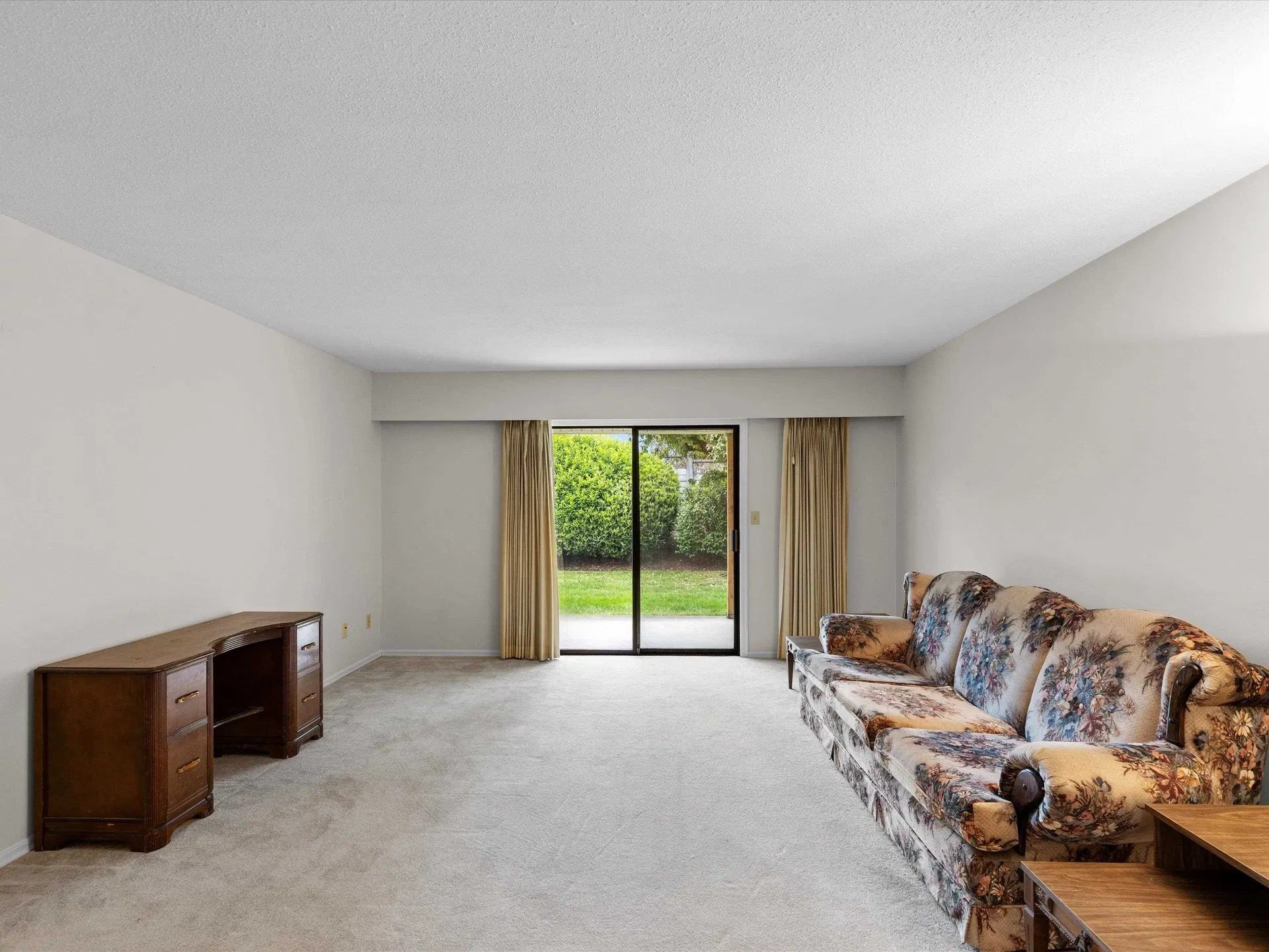 Photo 4 of 30 at #2 – 32718 Garibaldi Drive