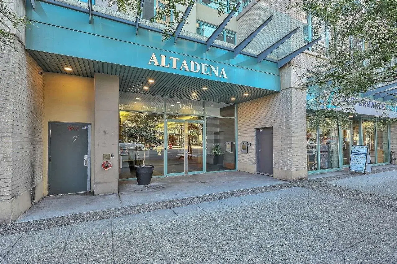 Photo 2 of 2 at #602 – 1238 Burrard Street
