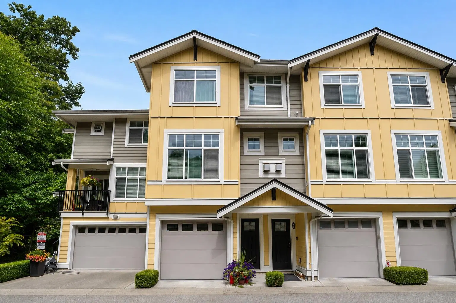 Photo 1 of 34 at #17 – 17171 2b Avenue