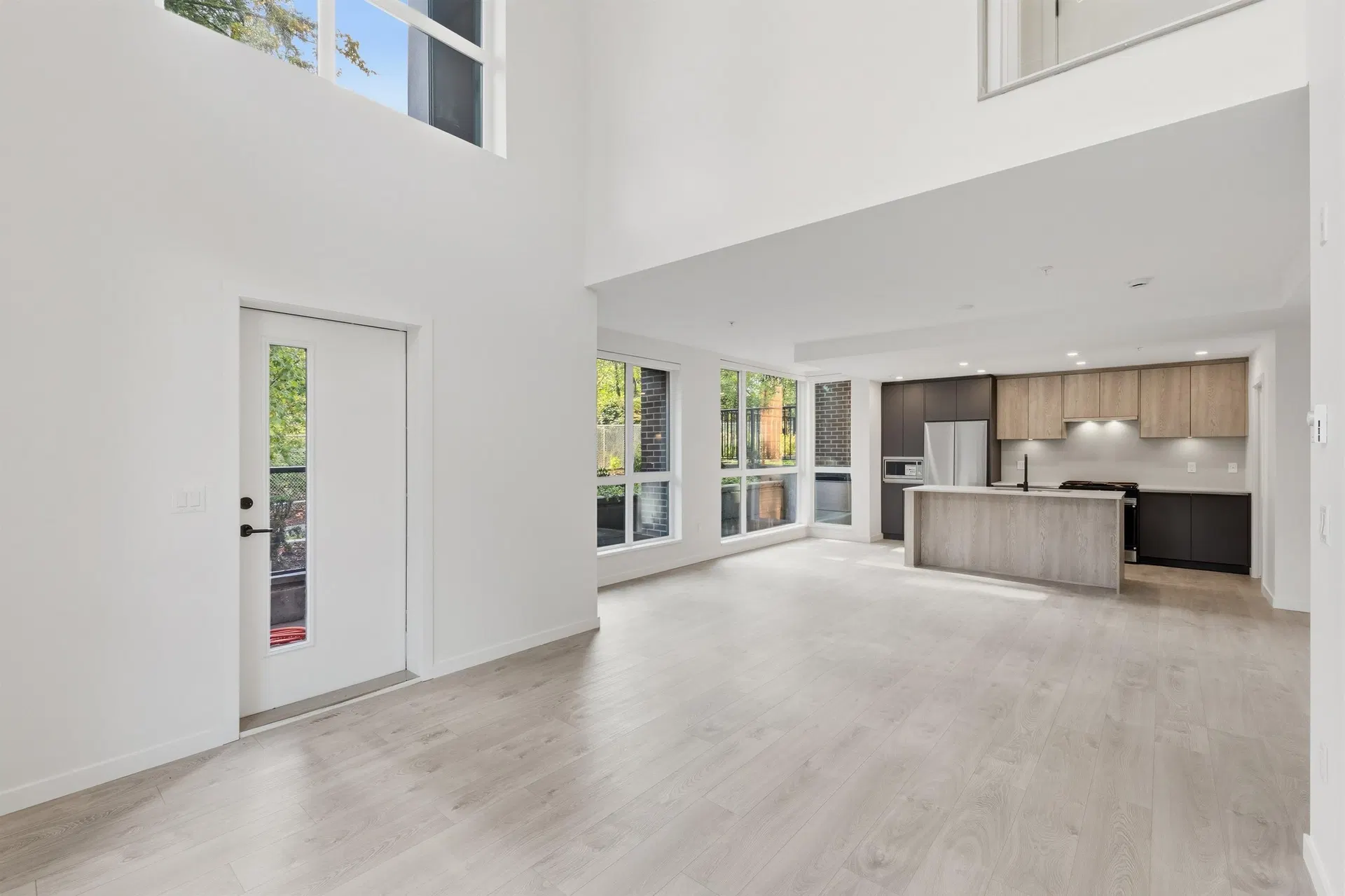 #102 – 6585 195a Street
