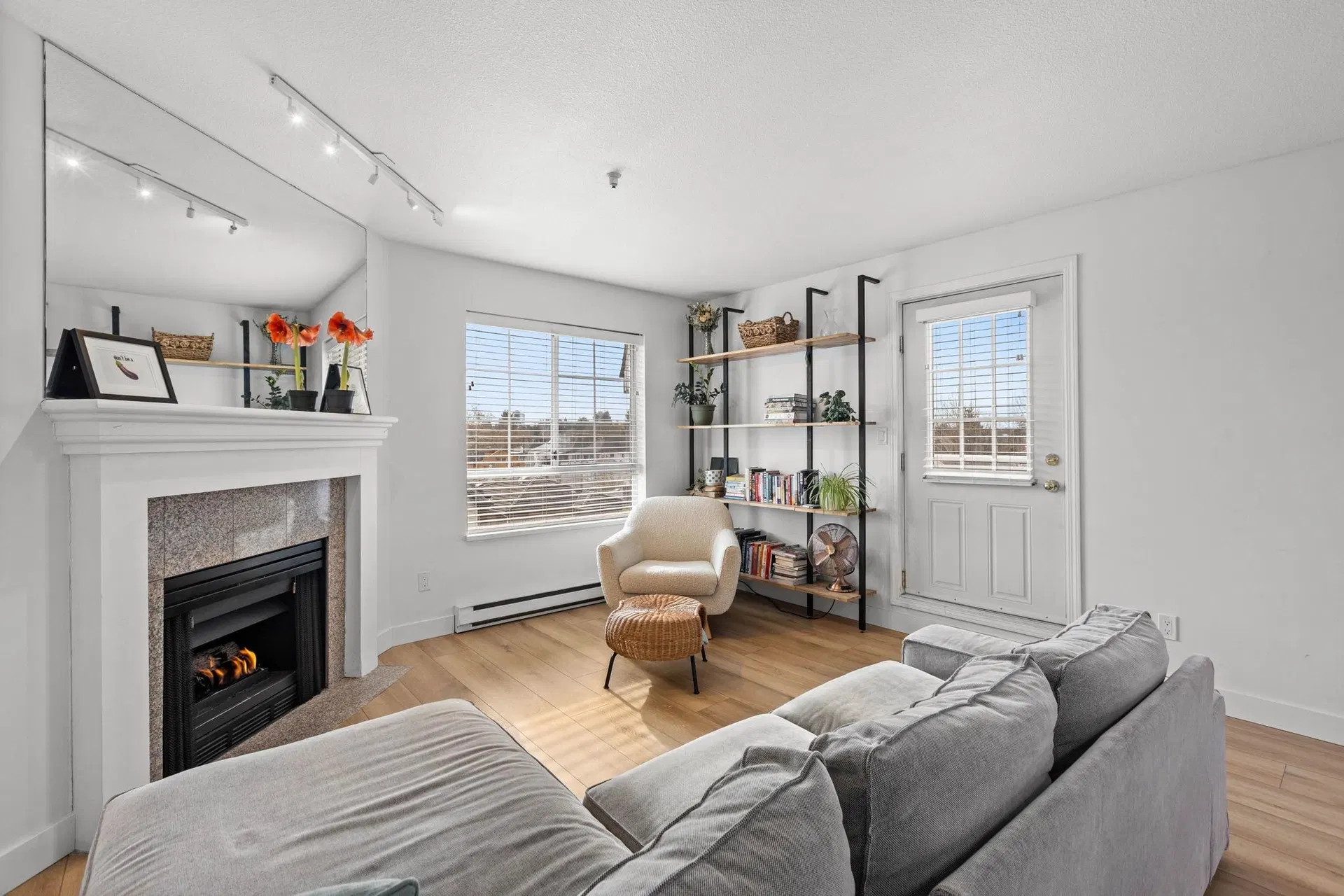 Photo 5 of 38 at #407 – 1950 E 11th Avenue