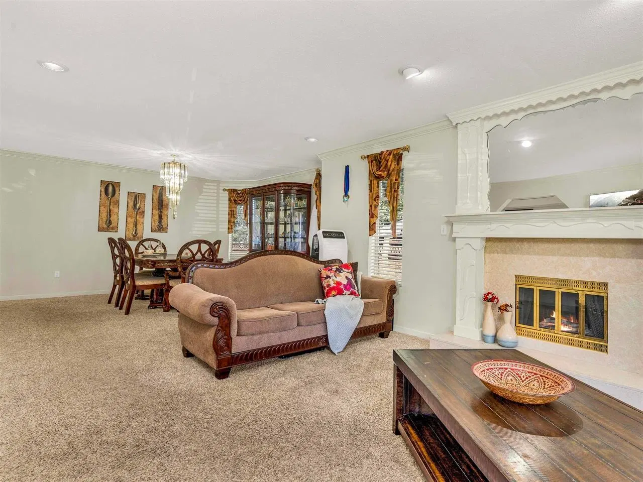 Photo 4 of 40 at 14337 77 Avenue