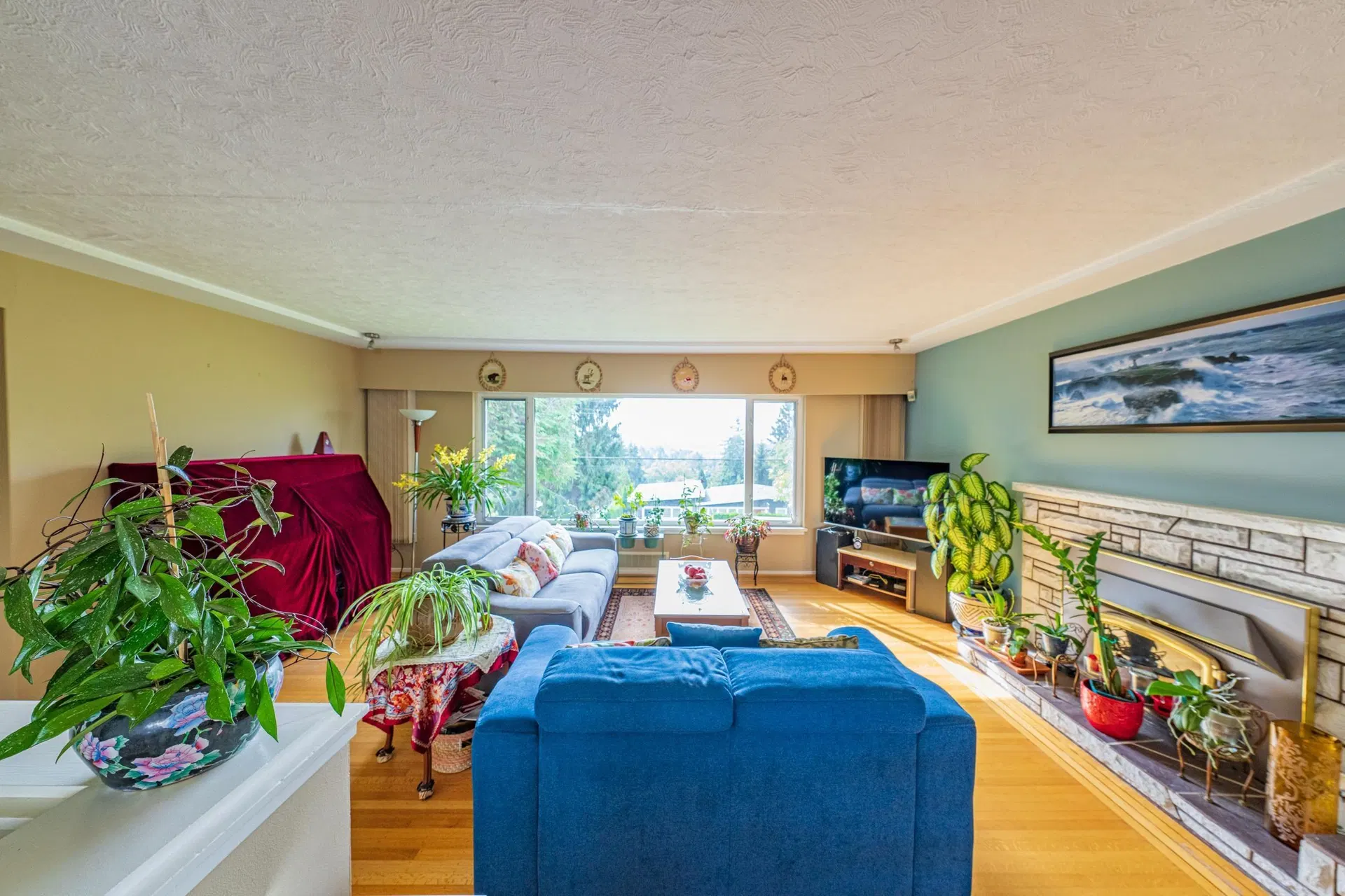 Photo 4 of 16 at 5529 Keith Street