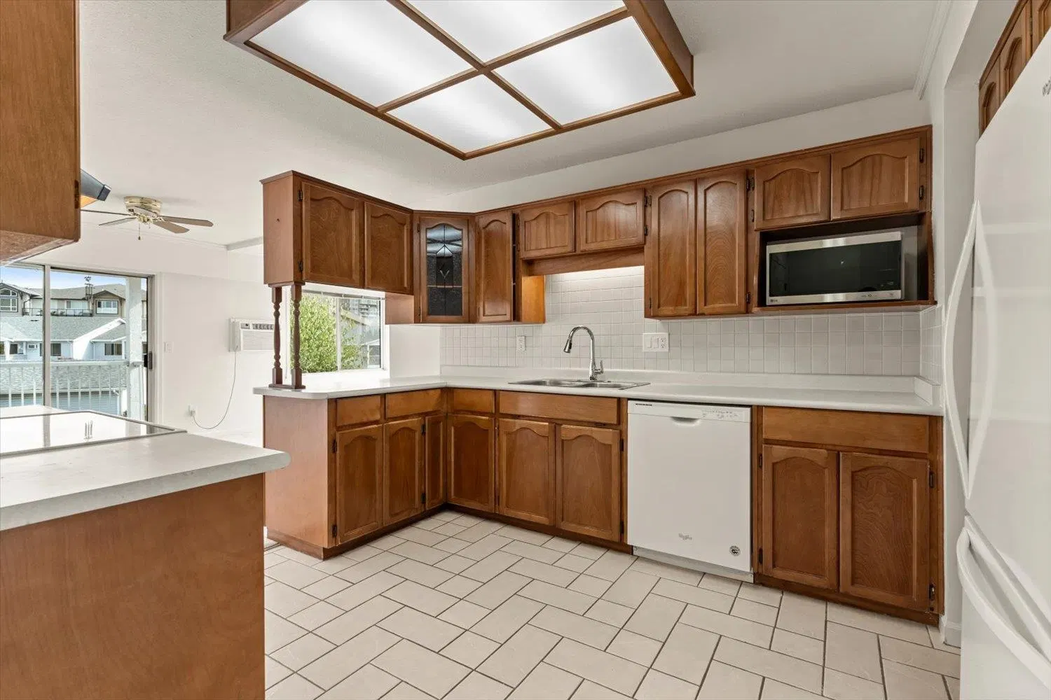 Photo 5 of 40 at #232 – 32691 Garibaldi Drive