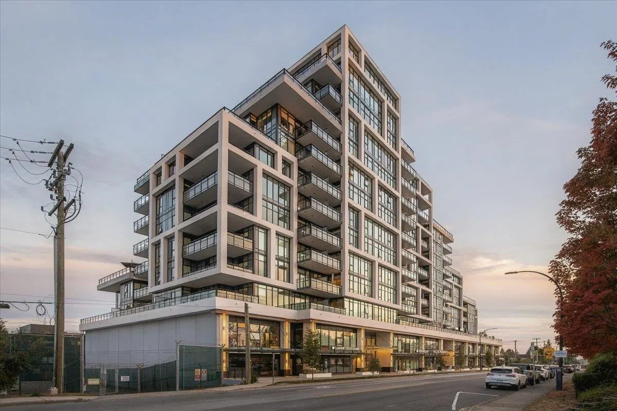 #313 – 1526 Finlay Street