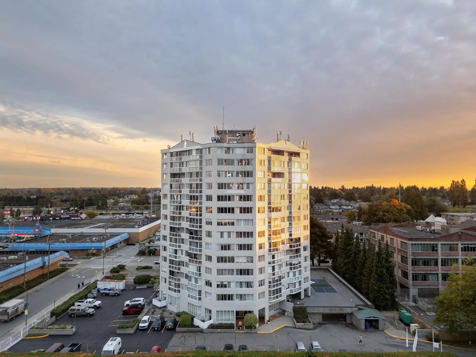 #102 – 11881 88 Avenue