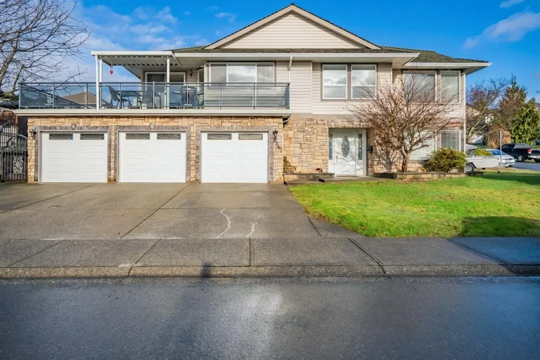 Photo 1 of 40 at 8247 Bowyer Drive