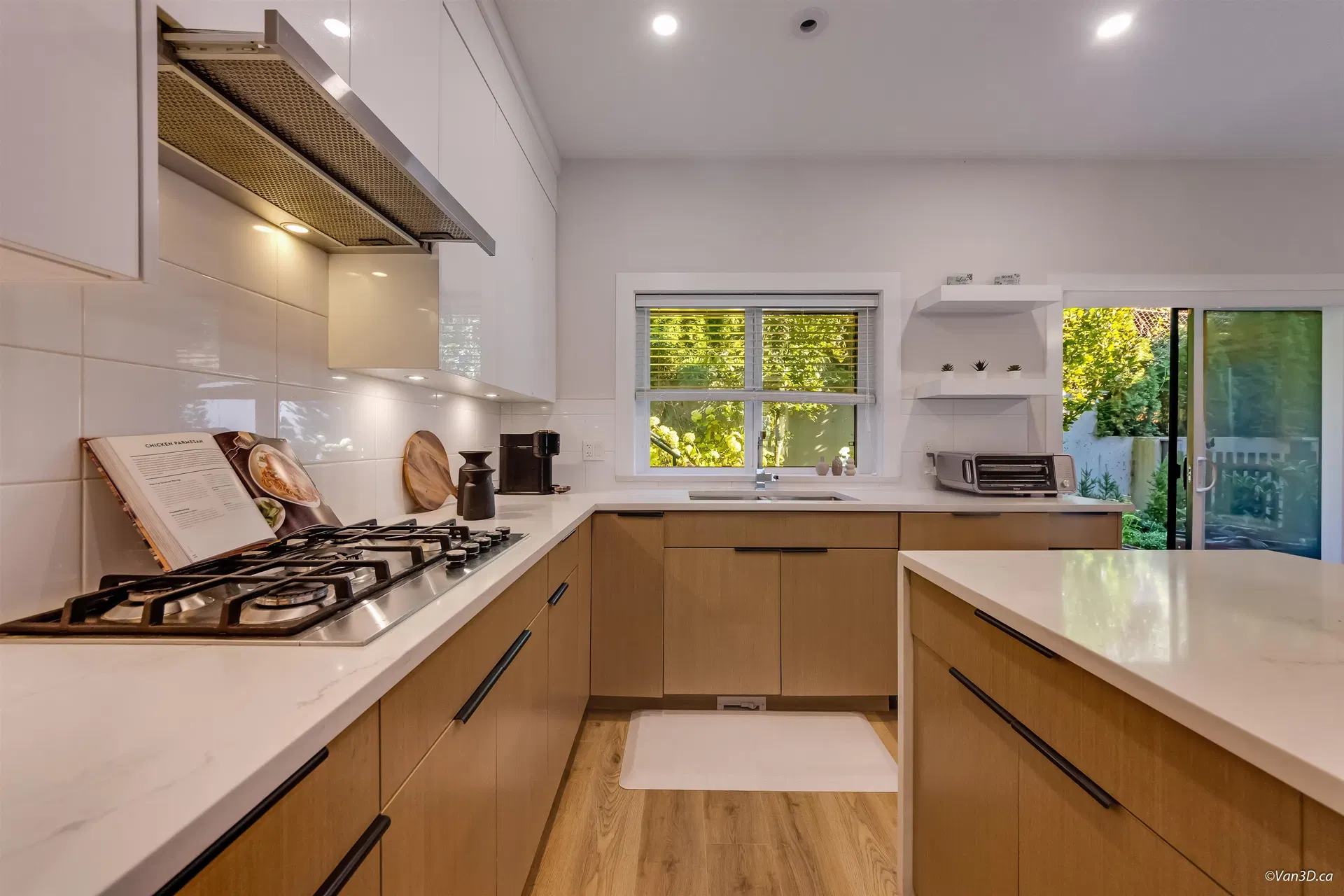 Photo 3 of 32 at #116 – 3409 Harper Road