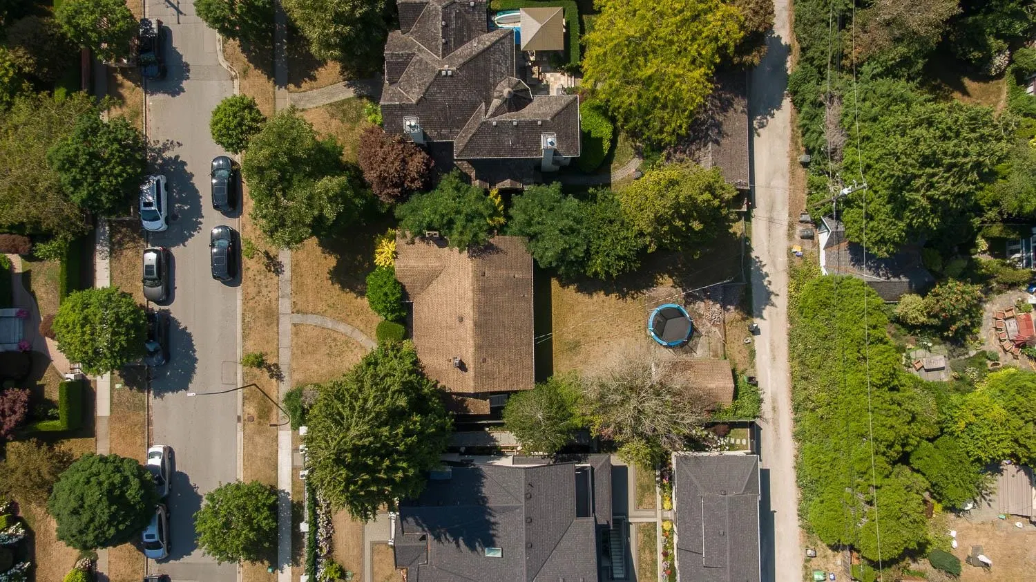 Photo 4 of 10 at 2677 W 35th Avenue