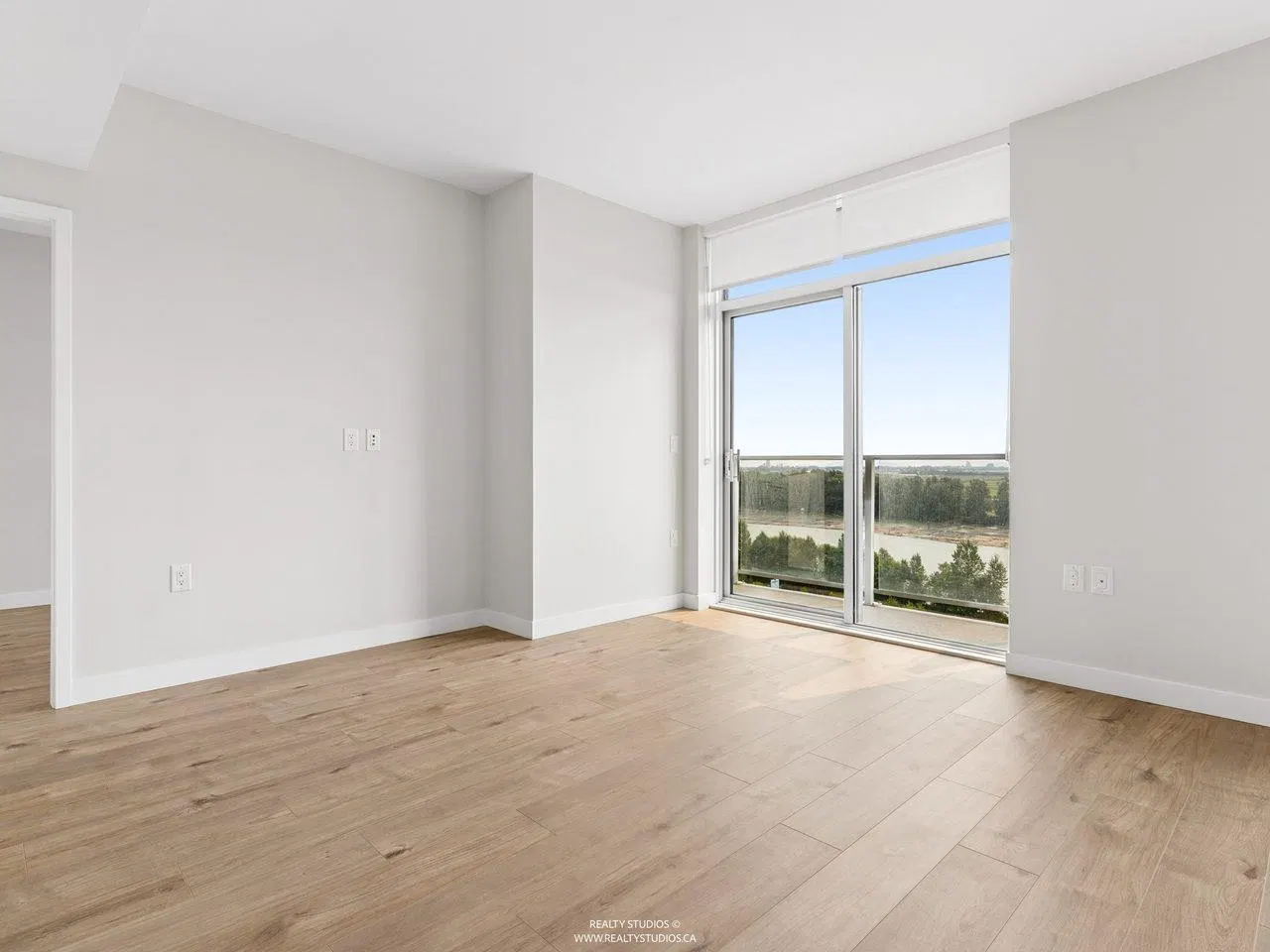 Photo 4 of 39 at #1401 – 3430 E Kent Avenue