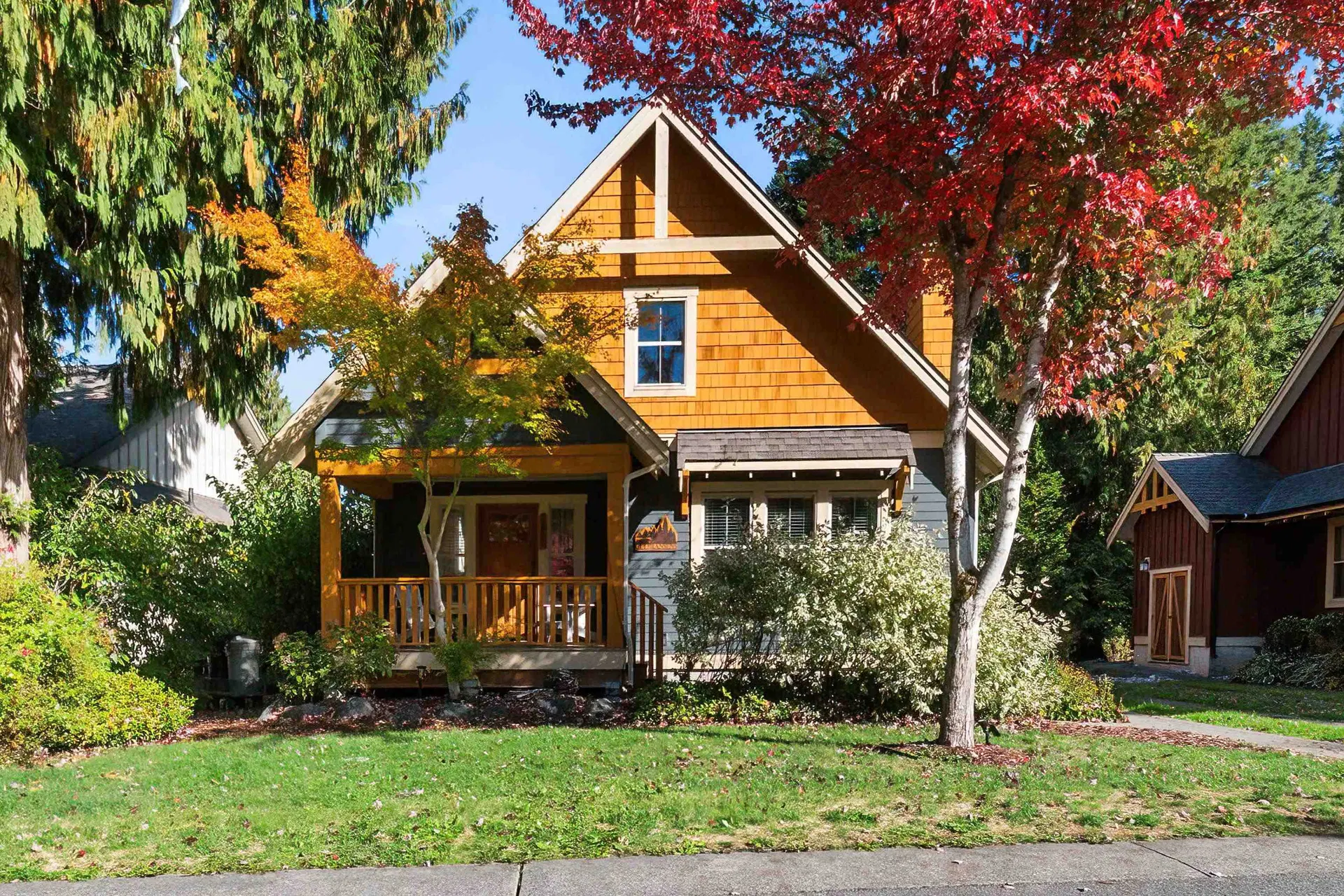 1852 Ravenwood Trail