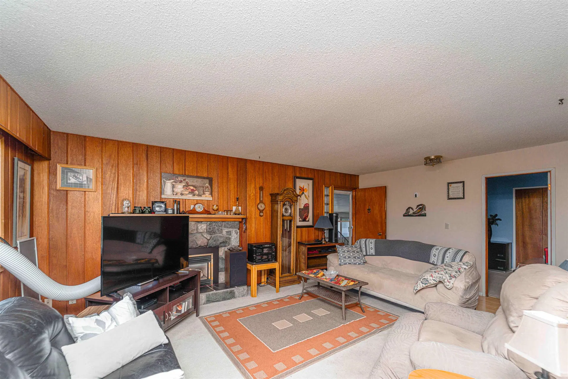 Photo 4 of 39 at 33460 Conway Place