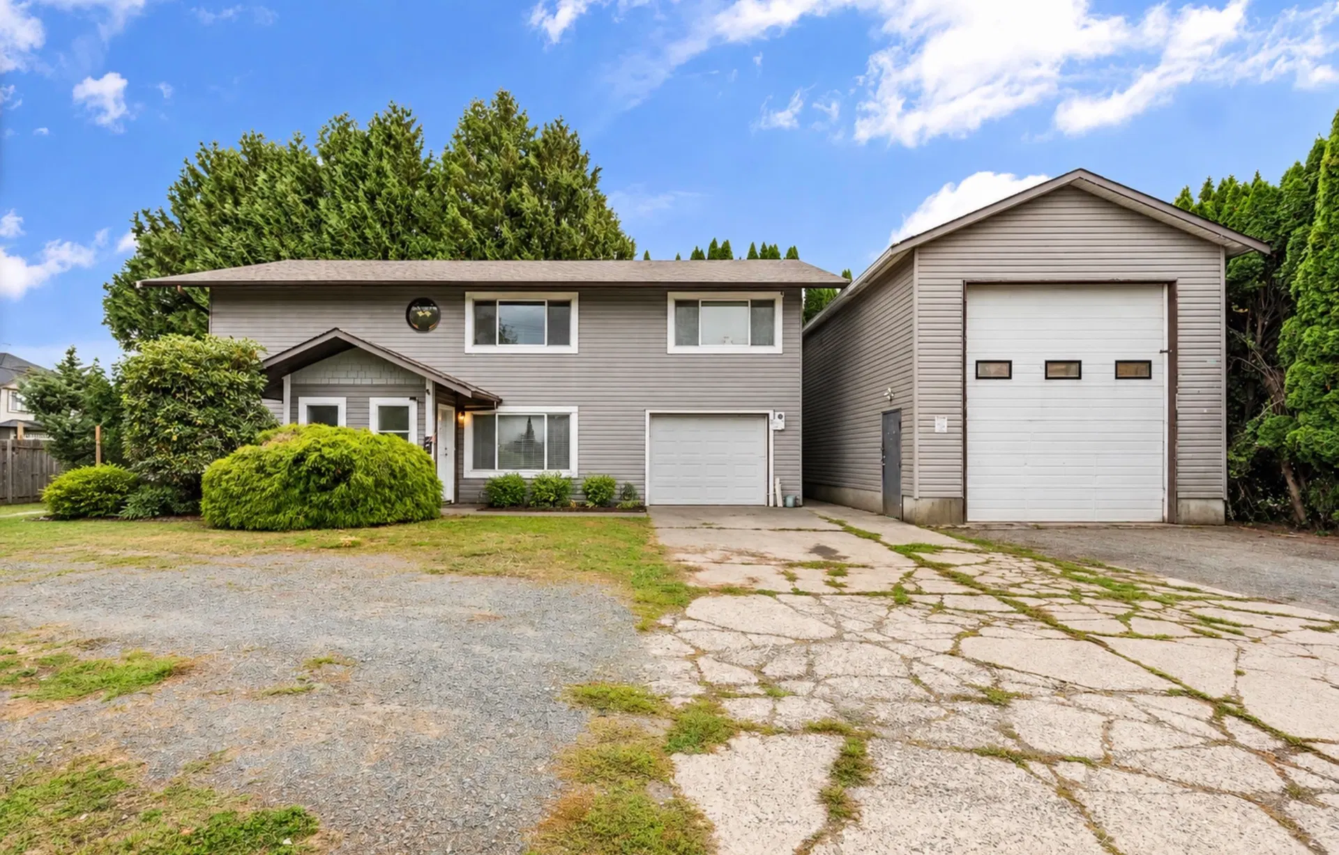 Photo 1 of 29 at 8792 Bellevue Drive