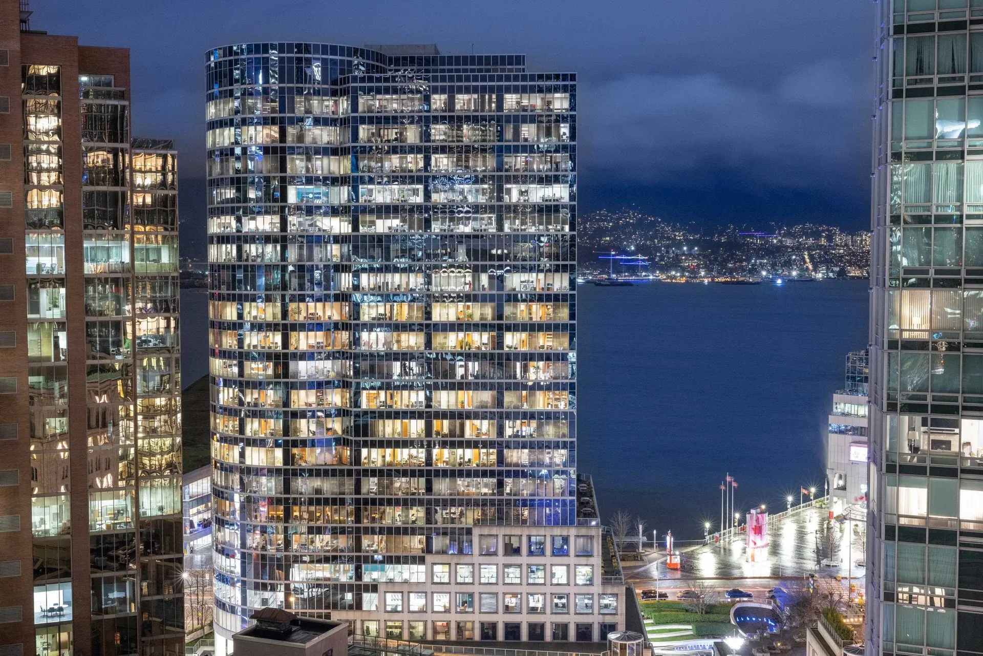 #1607 – 838 Hastings Street