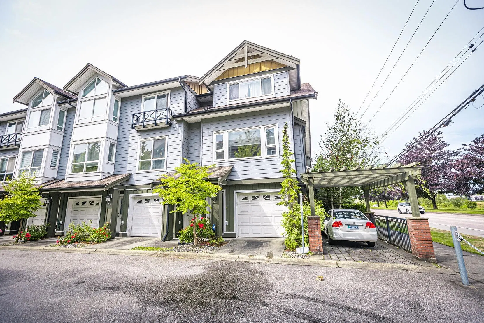 Photo 1 of 32 at #32 – 9551 Ferndale Road