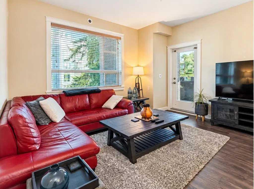 #405 – 3535 146a Street