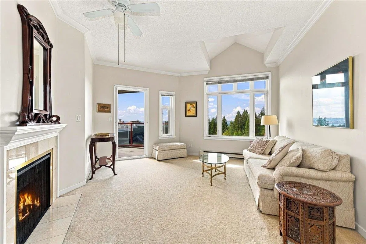 Photo 2 of 35 at #403 – 121 W 29th Street