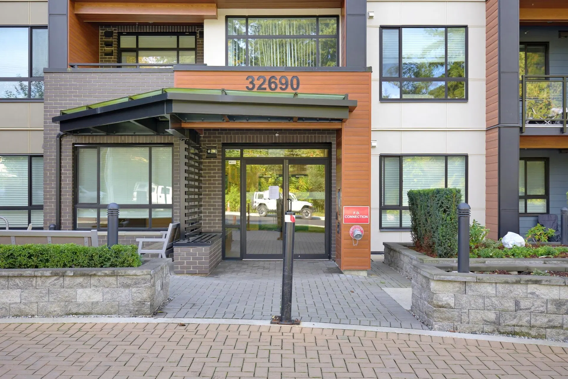 Photo 3 of 40 at #106 – 32690 14th Avenue