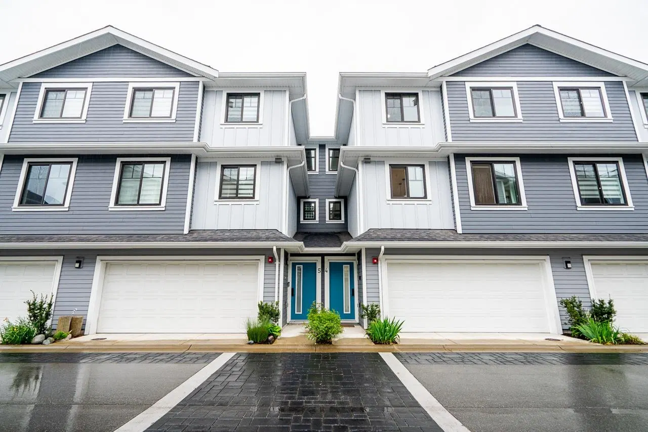 Photo 1 of 30 at #4 – 789 Ota Avenue