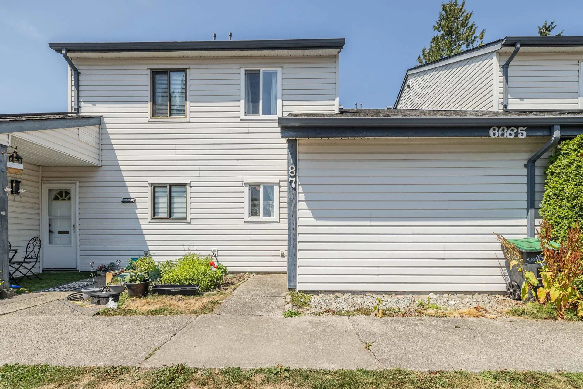 Photo 1 of 36 at #87 – 6665 138 Street