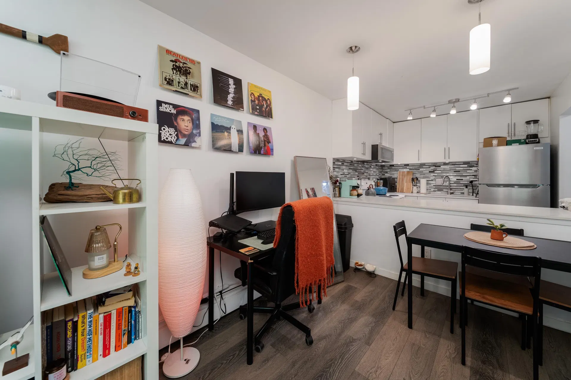 Photo 5 of 36 at #201 – 1425 Cypress Street