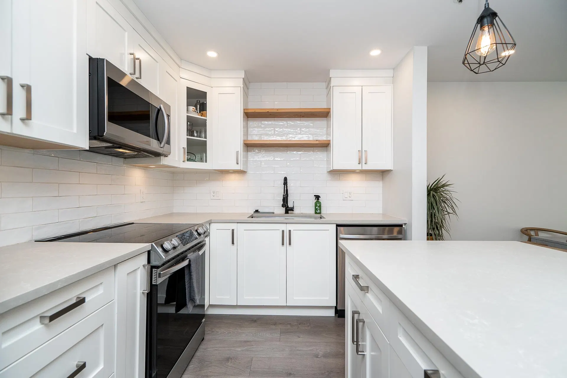 Photo 4 of 40 at #105 – 2968 Burlington Drive