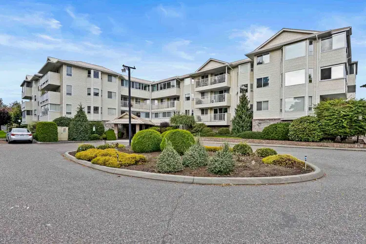 #302 – 8725 Elm Drive