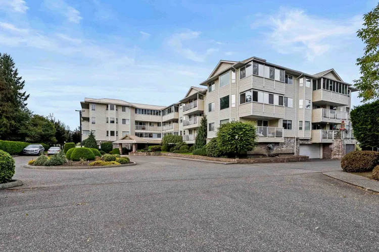 Photo 2 of 32 at #302 – 8725 Elm Drive