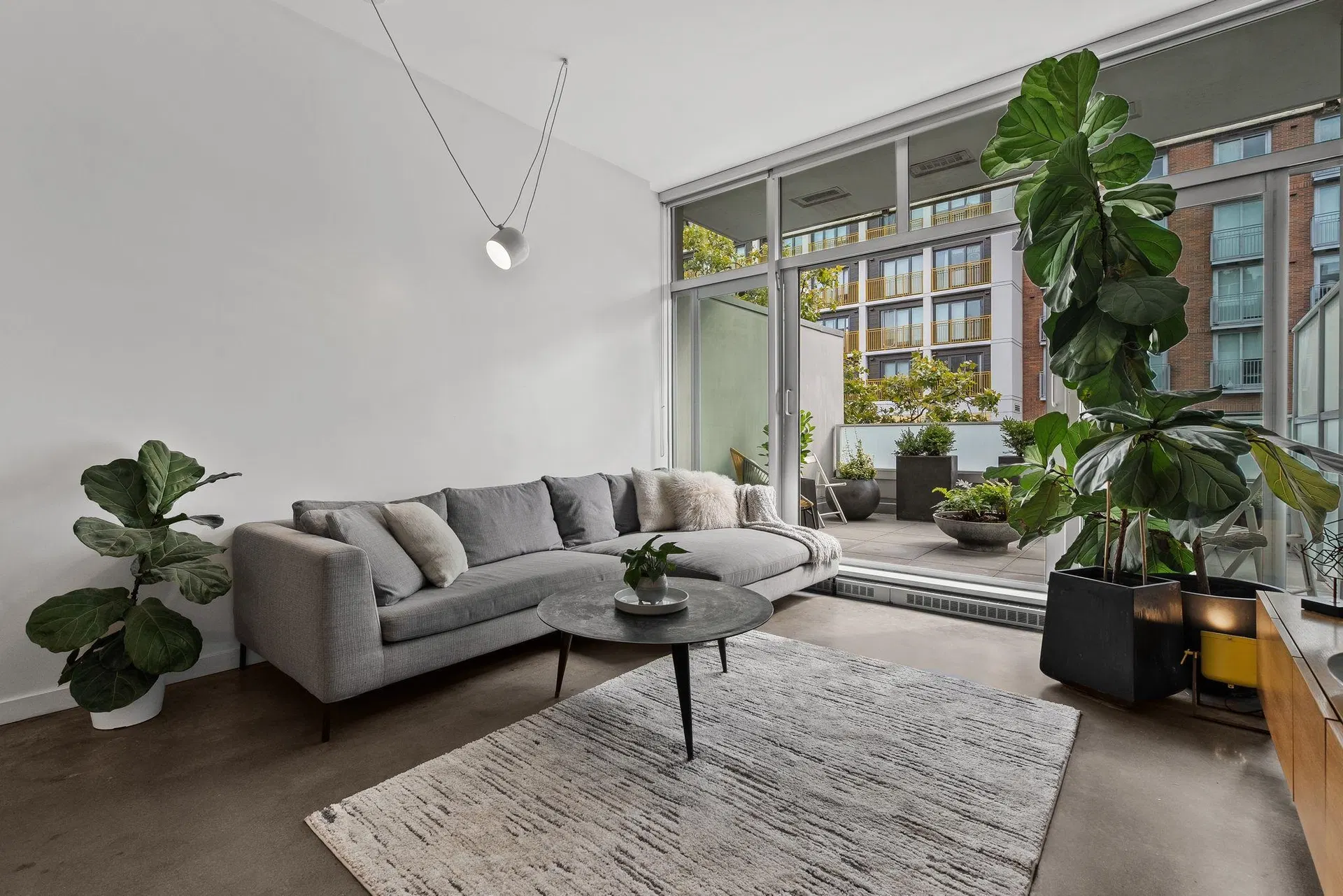 Photo 2 of 40 at #409 – 53 W Hastings Street