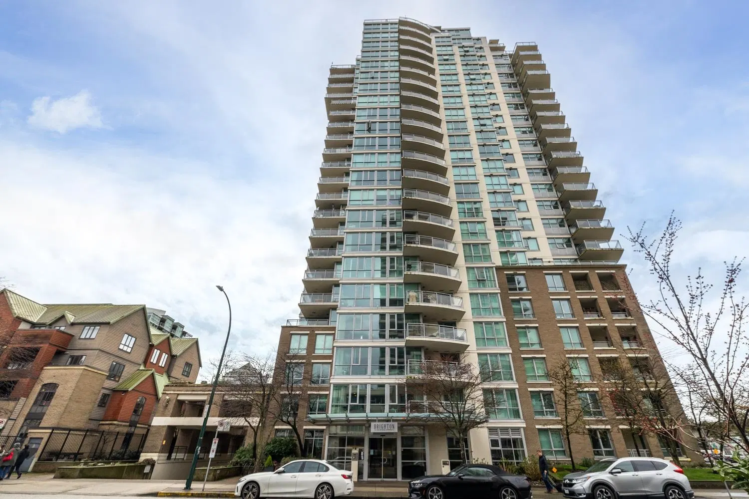 Photo 1 of 27 at #1703 – 120 Milross Avenue