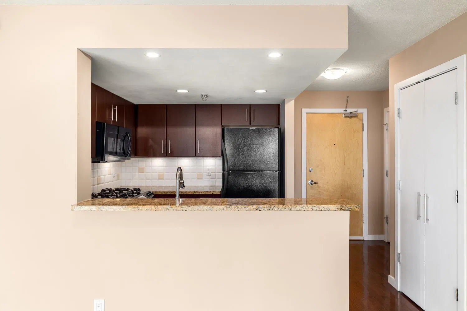 Photo 5 of 27 at #1703 – 120 Milross Avenue