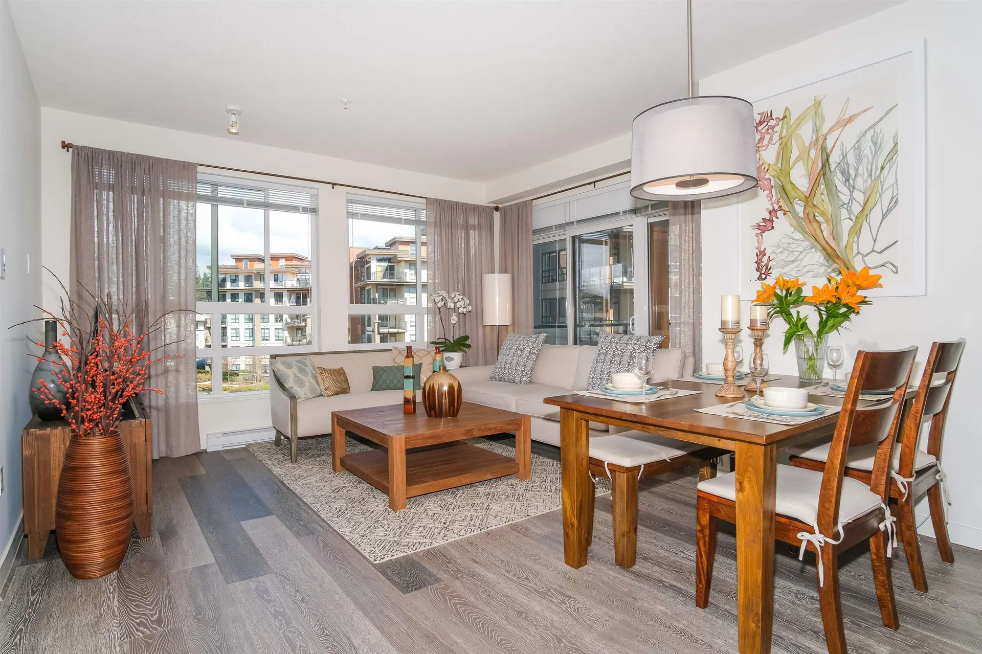 Photo 4 of 18 at #503 – 3462 Ross Drive