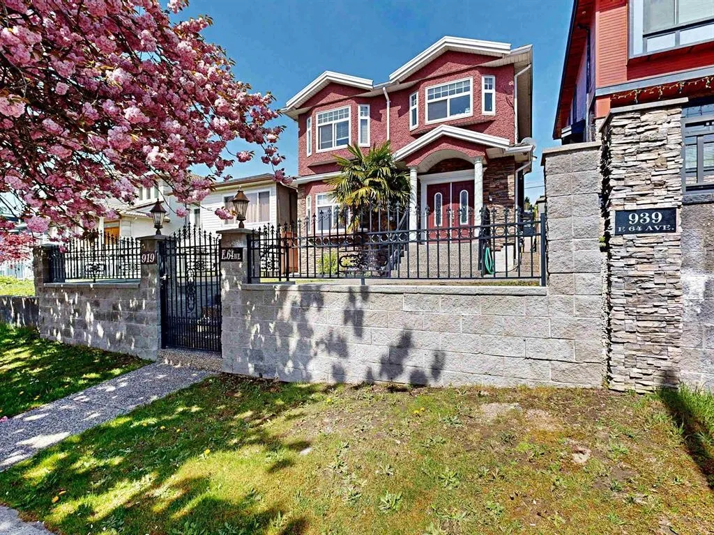 Photo 1 of 21 at 919 E 64th Avenue