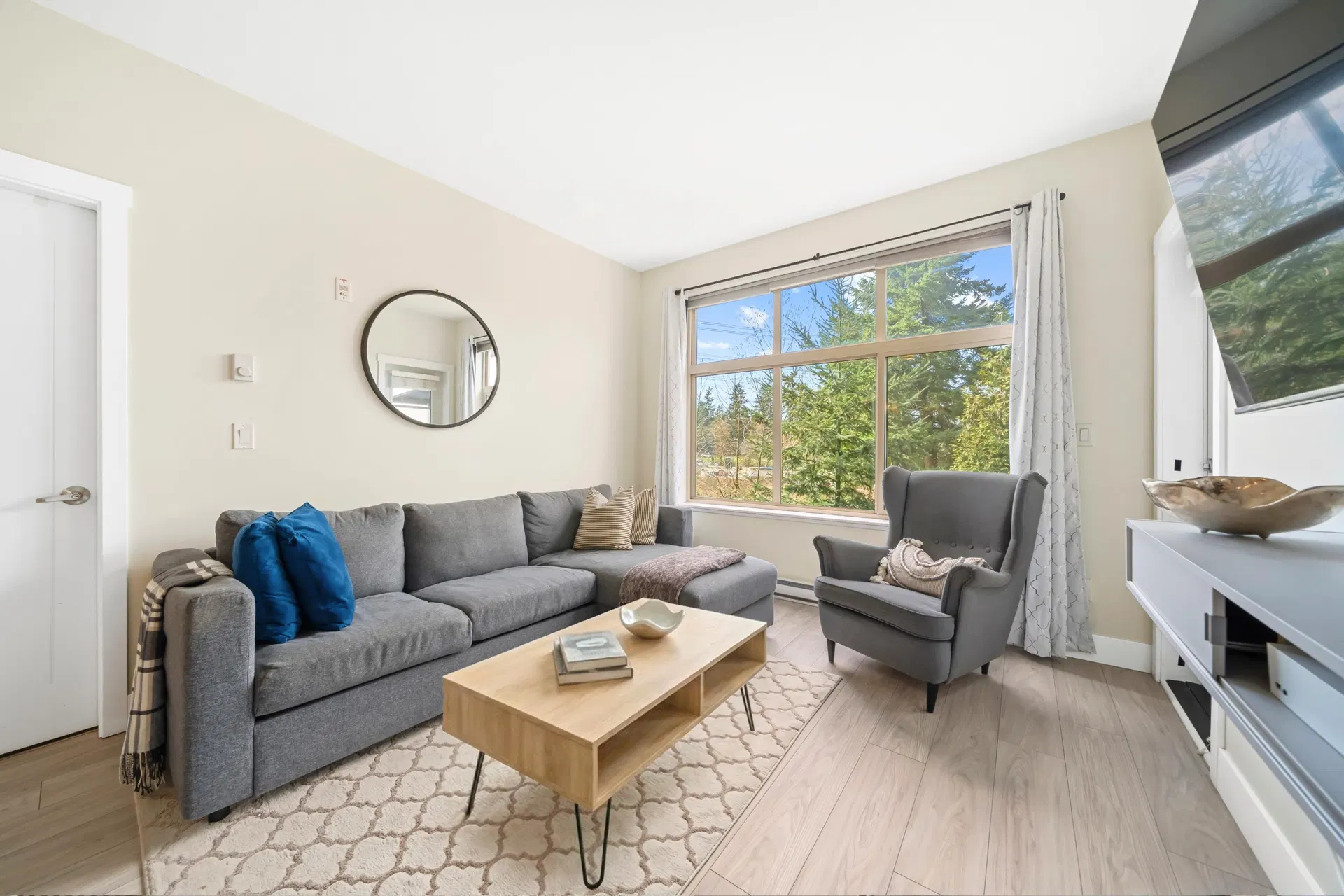 Photo 1 of 32 at #308 – 2855 156 Street