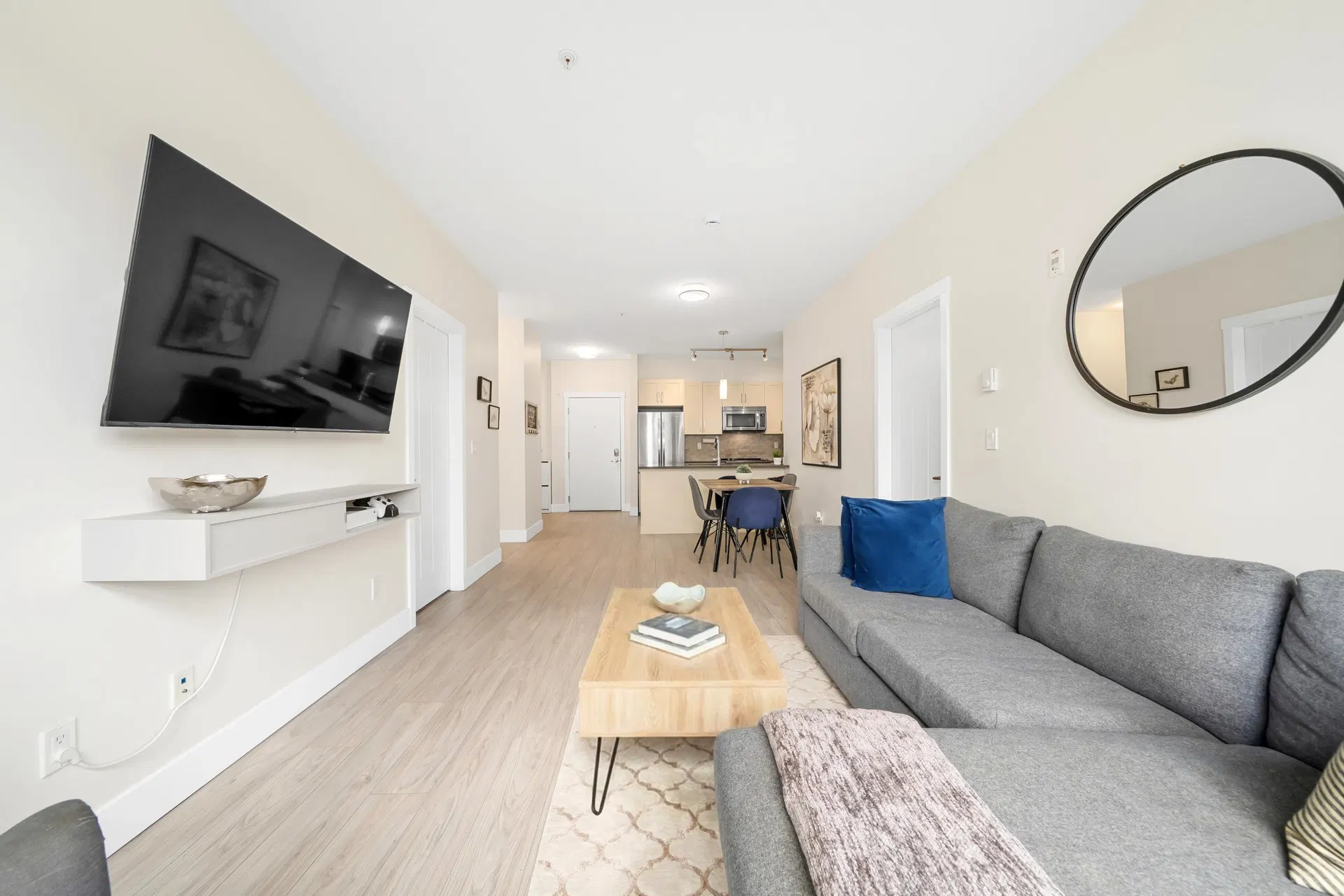 Photo 3 of 32 at #308 – 2855 156 Street