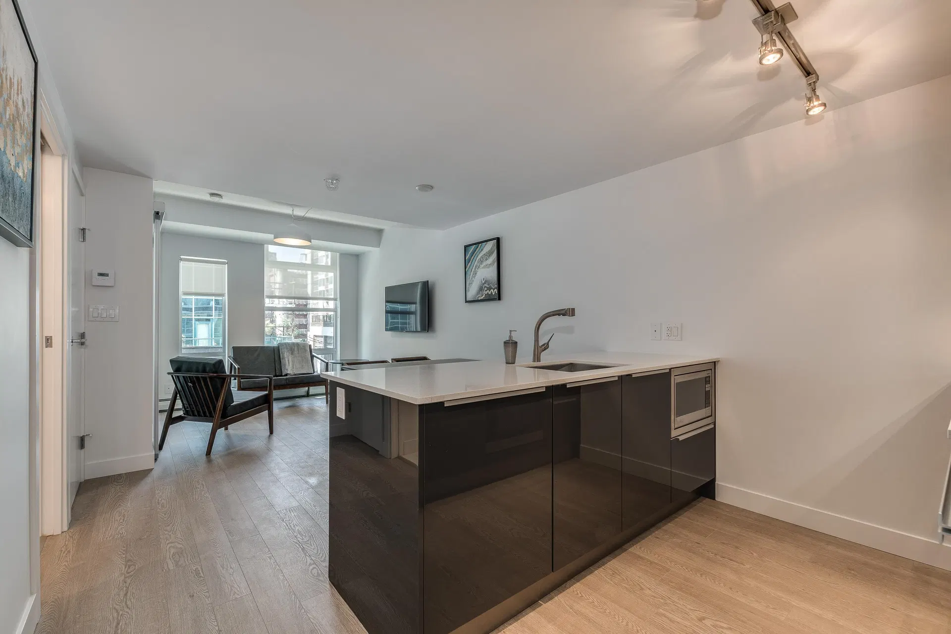 Photo 2 of 18 at #412 – 1283 Howe Street