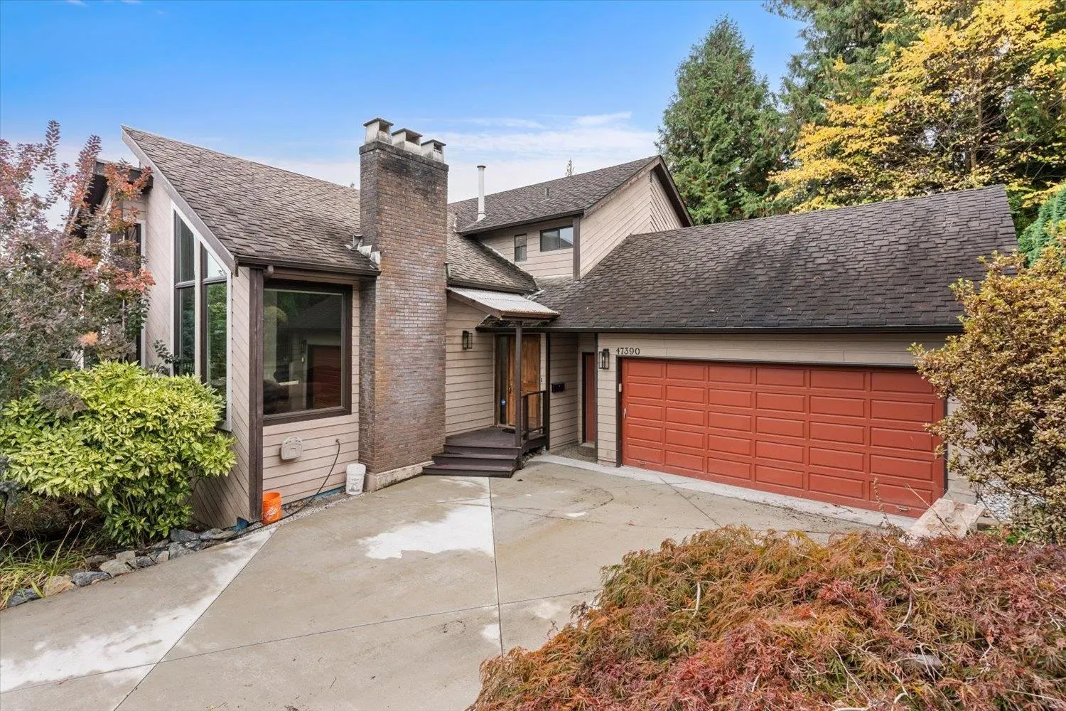 Photo 1 of 39 at 47390 Swallow Crescent