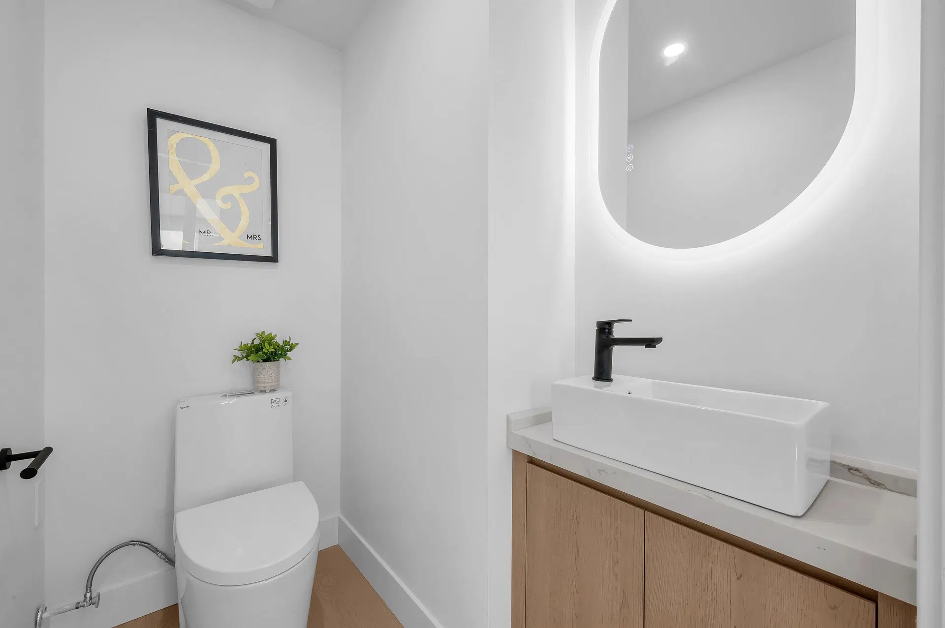 Photo 5 of 29 at #3 – 2893 Eton Street